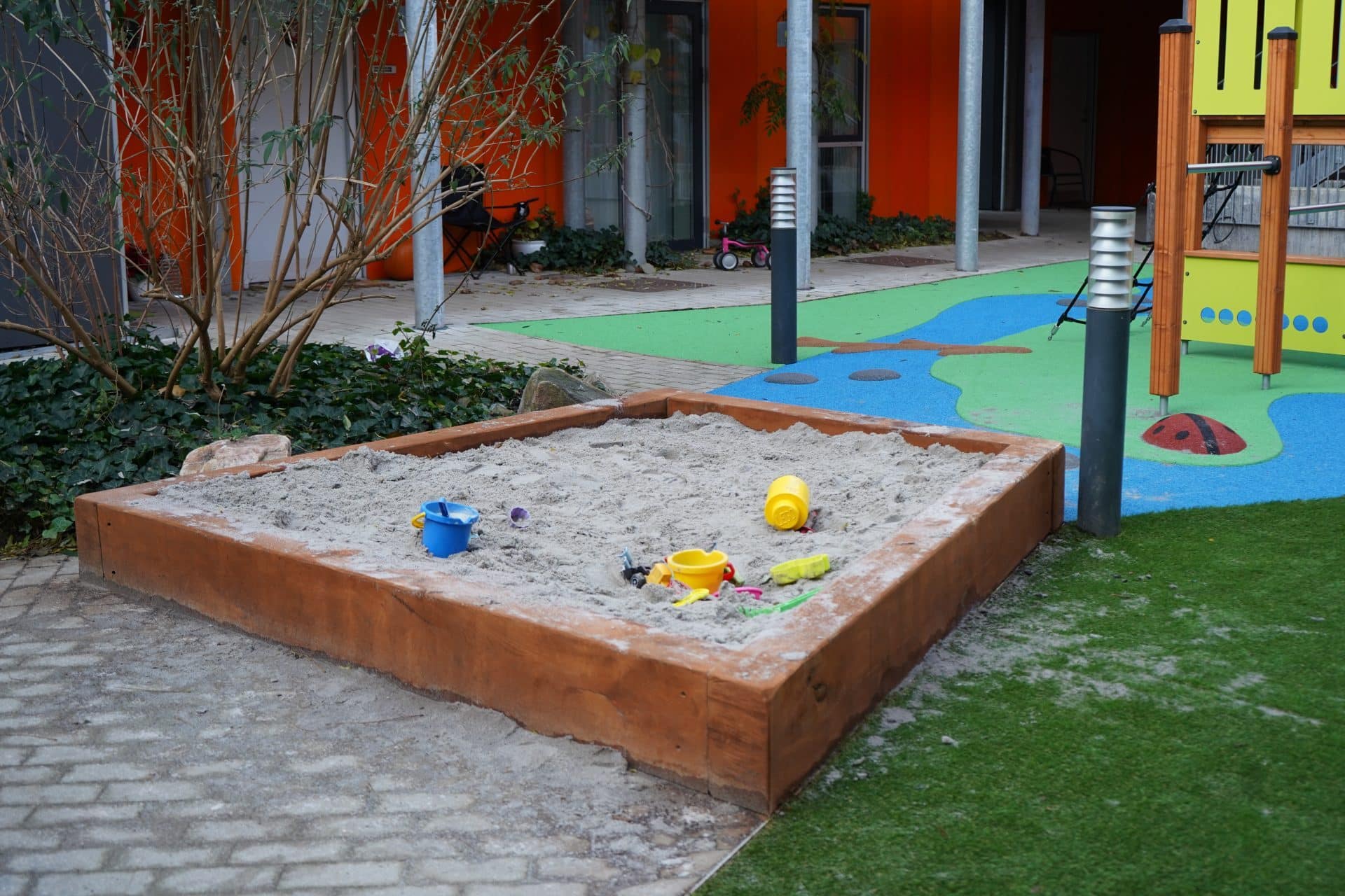 Sandkasse Fatningen