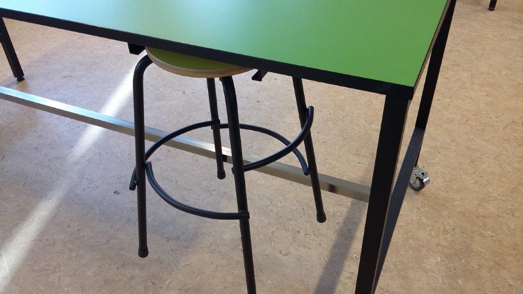 Per-taburet-Square-bord-2 PER taburet